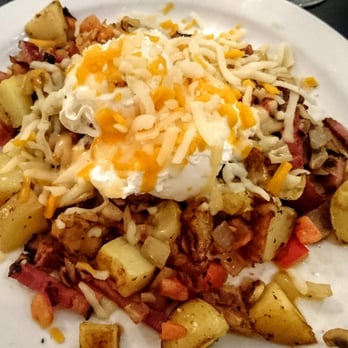Paul's Omelettery Restaurant - SPECIALTY DISHES: Corned Beef Hash ($10.75) - 3 stars. This was ok at best. No crisp on potatoes/bacon, bland cheese. Sunday 2016-07-03 - Breakfast & Brunch Near Me - Vancouver, British Columbia Paul's Omelettery Restaurant - SPECIALTY DISHES: Corned Beef Hash ($10.75) - 3 stars. This was ok at best. No crisp on potatoes/bacon, bland cheese. Sunday 2016-07-03 - Breakfast & Brunch Near Me - Vancouver, British Columbia