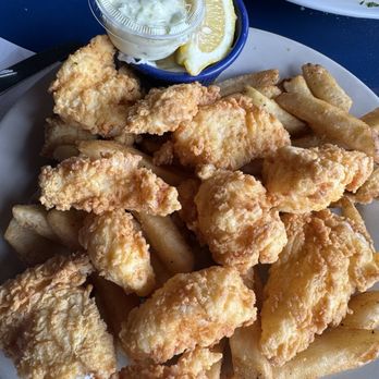 Boston Sail Loft - Fish and Chips - Bars Near Me - Boston, Massachusetts Boston Sail Loft - Fish and Chips - Bars Near Me - Boston, Massachusetts