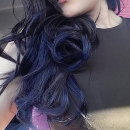 Purple-blue tone highlights by Lydia