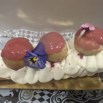 Karat Chocolate - Chocolatiers & Shops Near Me - Kelowna, British Columbia