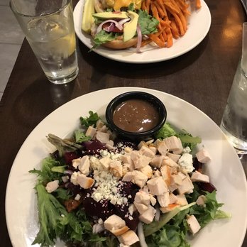 Bronte Bistro - New American Near Me - Cincinnati, Ohio
