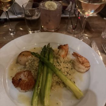 The Ellington - Sauteed Sea Scallops & Shrimp Plate - American Near Me - New York, New York The Ellington - Sauteed Sea Scallops & Shrimp Plate - American Near Me - New York, New York
