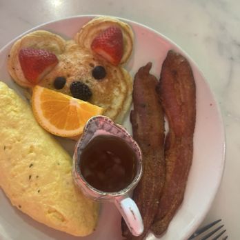 Son & Garden - Mickey Mouse Pancake - Breakfast & Brunch Near Me - San Francisco, California Son & Garden - Mickey Mouse Pancake - Breakfast & Brunch Near Me - San Francisco, California