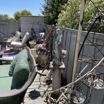 Bobby's Hauling - Junk - Junk Removal & Hauling Near Me - Hercules, California Bobby's Hauling - Junk - Junk Removal & Hauling Near Me - Hercules, California