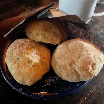 La Cheve Bakery and Brews - Churro Croissants - Breakfast & Brunch Near Me - Napa, California