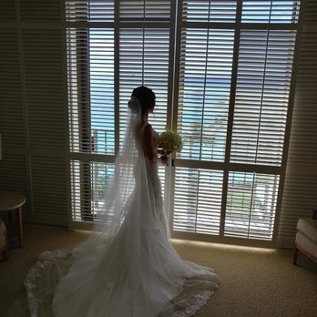 Halekulani Hotel - Hotels Near Me - Honolulu, Hawaii