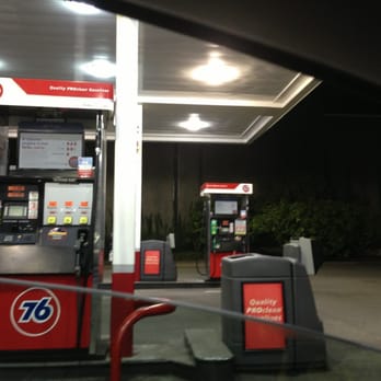 East Burnside 76 - a gas station at night - Gas Stations Near Me - Portland, Oregon East Burnside 76 - a gas station at night - Gas Stations Near Me - Portland, Oregon