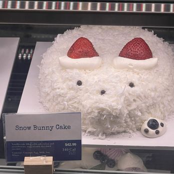 Paris Baguette - Snow bunny cake - Bakeries Near Me - Hartsdale, New York Paris Baguette - Snow bunny cake - Bakeries Near Me - Hartsdale, New York
