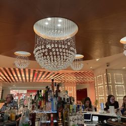 MOON BAR Lounge & Lobby Bar