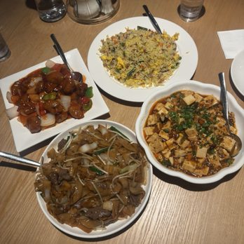 Hong Kong Bistro - Cantonese Near Me - Seattle, Washington Hong Kong Bistro - Cantonese Near Me - Seattle, Washington