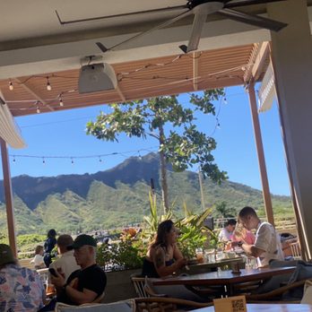 Deck. - Amazing view of Diamond Head at Deck. - Hawaiian Near Me - Honolulu, Hawaii Deck. - Amazing view of Diamond Head at Deck. - Hawaiian Near Me - Honolulu, Hawaii