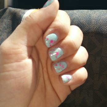 Pretty Nails - This is after 2 weeks with my gel mani!  And I have 2 kids and am a stay at home mom so my hands are constantly in water! - Nail Salons Near Me - Hialeah, Florida