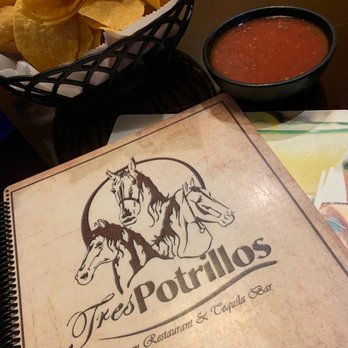 Tres Potrillos - Mexican Near Me - Akron, Ohio
