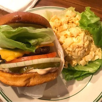 Pie 'n Burger - Cheese Burger with macaroni salad - Burgers Near Me - Pasadena, California Pie 'n Burger - Cheese Burger with macaroni salad - Burgers Near Me - Pasadena, California