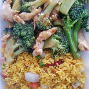 Happy Wok - Chicken and broccoli lunch special, hot, fresh, delicious, and cheap! - Chinese Near Me - Bethlehem Twsp, Pennsylvania