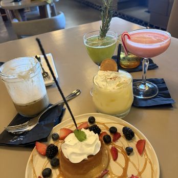 Luna Bistro Cafe - New American Near Me - Long Beach, California Luna Bistro Cafe - New American Near Me - Long Beach, California