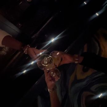 The Pearl Club - Lounges Near Me - Chicago, Illinois