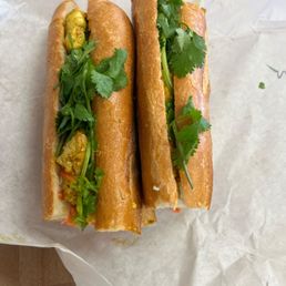 Tofu bahn mi Tofu bahn mi