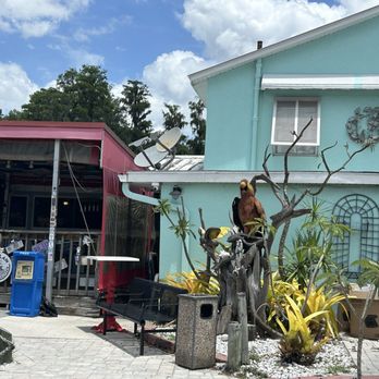 Ukulele Brand's - Front entrance - American Near Me - Land O Lakes, Florida Ukulele Brand's - Front entrance - American Near Me - Land O Lakes, Florida