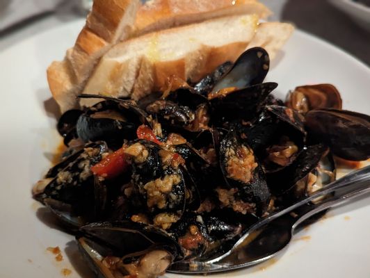 Mignonette Downtown by null