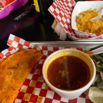 Tacos Tecalitlan - Their Tacos are AMAZING! - Food Trucks Near Me - Burlington, Washington Tacos Tecalitlan - Their Tacos are AMAZING! - Food Trucks Near Me - Burlington, Washington