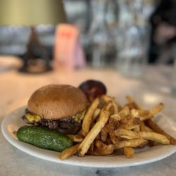 The General Muir - Double stack burger