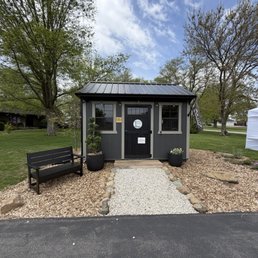 Exterior photo of Slifer Farm Stand - Champaign, Illinois Exterior photo of Slifer Farm Stand - Champaign, Illinois
