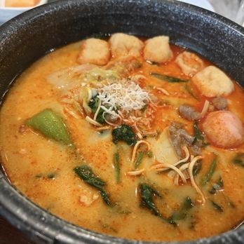 Sumu Canada - Red Curry Broth - Japanese Near Me - Vancouver, British Columbia