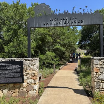 Lady Bird Johnson Wildflower Center - Botanical Gardens Near Me - Austin, Texas