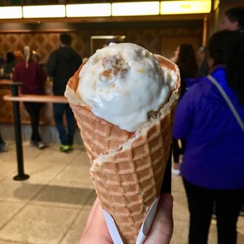 Salt & Straw - Beecher's Cheese and Peppercorn Toffee (best flavor!) - Ice Cream & Frozen Yogurt Near Me - Seattle, Washington Salt & Straw - Beecher's Cheese and Peppercorn Toffee (best flavor!) - Ice Cream & Frozen Yogurt Near Me - Seattle, Washington