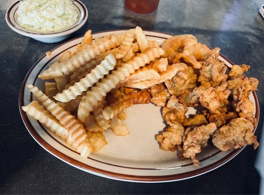 BAY BREEZE RESTAURANT BAR CLOSED Updated April 2024 3557 Cedar BAY BREEZE RESTAURANT BAR CLOSED Updated April 2024 3557 Cedar