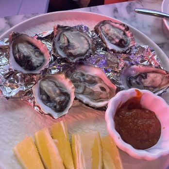 Oceania Seafood and Bar - Kumamoto oyster - Seafood Near Me - Queens, New York Oceania Seafood and Bar - Kumamoto oyster - Seafood Near Me - Queens, New York