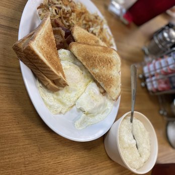 Joshua's Kitchen - All Day Breakfast special - $7.99 - American Near Me - Mulberry, Florida