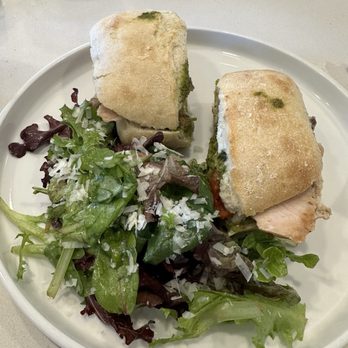 Flora Cafe - Cafes Near Me - Bonita, California