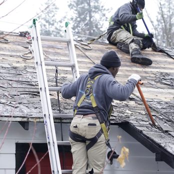 Arrow Point Roofing & Gutters - Removing old roof - Roofing Near Me - Spokane Valley, Washington
