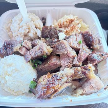 Guava Smoked - Short ribs plate - Barbeque Near Me - Honolulu, Hawaii Guava Smoked - Short ribs plate - Barbeque Near Me - Honolulu, Hawaii