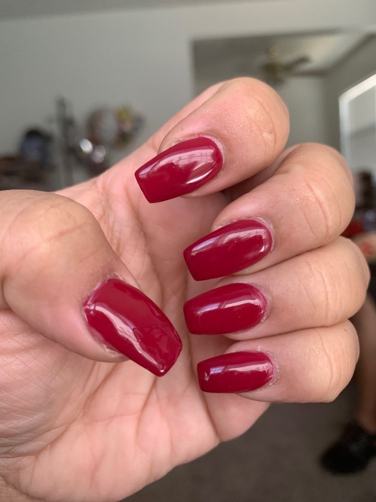 Plus Nails 2