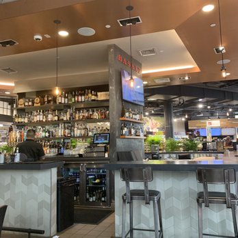 Basalt - Bar - New American Near Me - Honolulu, Hawaii Basalt - Bar - New American Near Me - Honolulu, Hawaii