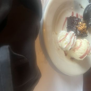 Bonefish Grill - Macadamia Nut Brownie warm - Seafood Near Me - Fayetteville, North Carolina