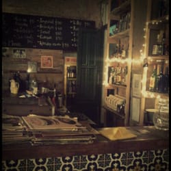 Gorlami Bar Cultural - La barra de bebidas del Gorlami