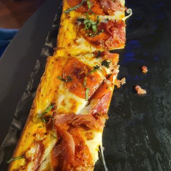 The Rose - The flat bread is delicious. - Bars Near Me - San Antonio, Texas