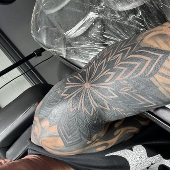 1904 Tattoo - Different angle - Tattoo Near Me - San Diego, California 1904 Tattoo - Different angle - Tattoo Near Me - San Diego, California