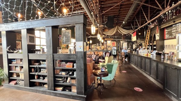 PETTY THIEVES BREWING COMPANY - Updated February 2026 - 215 Photos & 66 ...