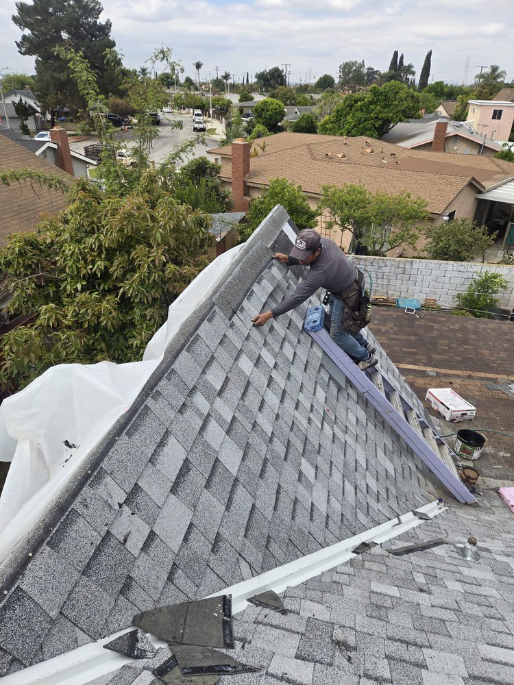 Slide of Skyline Energy Roofing