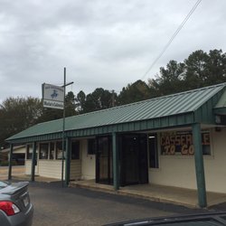 Marlar's Cafeteria - Keep in the overhead low. Delicious fried chicken mashed potatoes and turnip greens for lunch. $5