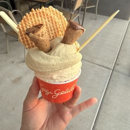 Pistachio, raspberry, creamy caramel
