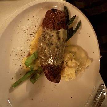 El Gaucho - Bellevue - SRW Top Sirloin with potatoes and asparagus - Steakhouses Near Me - Bellevue, Washington El Gaucho - Bellevue - SRW Top Sirloin with potatoes and asparagus - Steakhouses Near Me - Bellevue, Washington