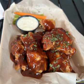 Hilo Town Tavern - Music Venues Near Me - Hilo, Hawaii Hilo Town Tavern - Music Venues Near Me - Hilo, Hawaii