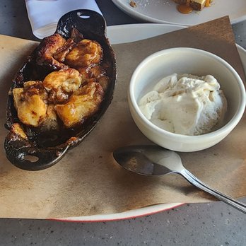 Culinary Dropout - Monkey bread & Carmalized Banana Bar - New American Near Me - Scottsdale, Arizona Culinary Dropout - Monkey bread & Carmalized Banana Bar - New American Near Me - Scottsdale, Arizona