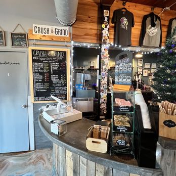 Crush and Grind - Wine Bars Near Me - Carolina Beach, North Carolina